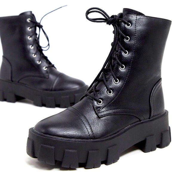 Public Desire Shoes - Public Desire Keeper combat zip boots 🖤